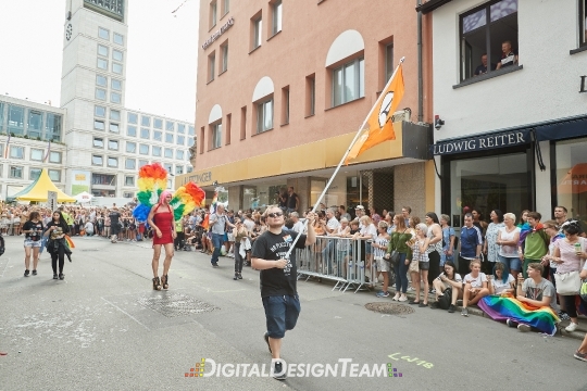 DigitalDesignTeamAX165822