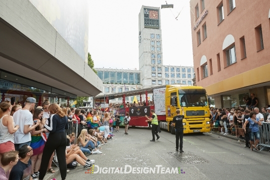 DigitalDesignTeamAX165827