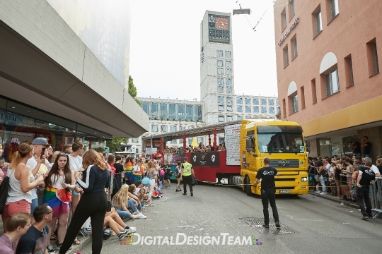 DigitalDesignTeamAX165828