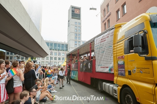 DigitalDesignTeamAX165829