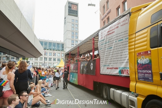 DigitalDesignTeamAX165831