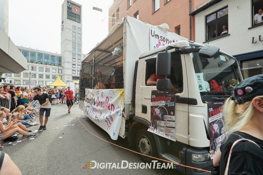 DigitalDesignTeamAX165845