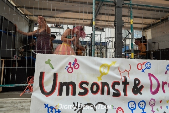 DigitalDesignTeamAX165851