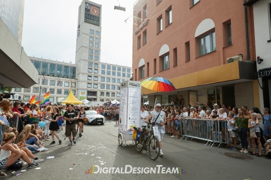 DigitalDesignTeamAX165853