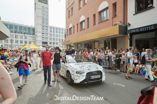 DigitalDesignTeamAX165855