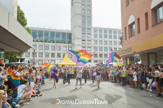 DigitalDesignTeamAX165862