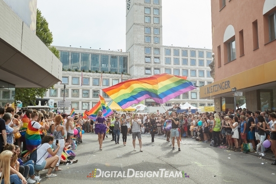 DigitalDesignTeamAX165863