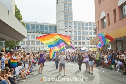 DigitalDesignTeamAX165871