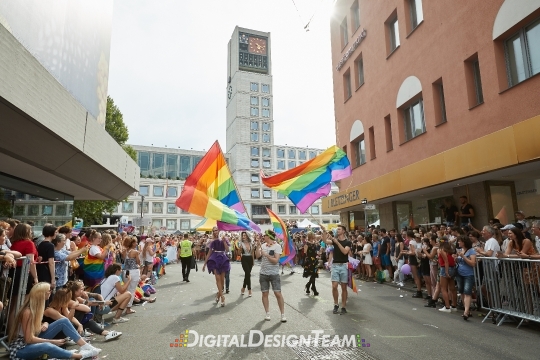 DigitalDesignTeamAX165877