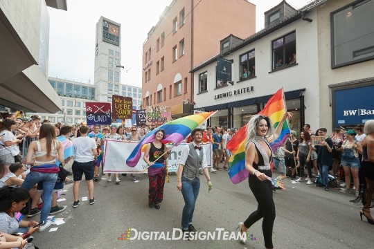 DigitalDesignTeamAX165895