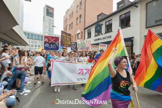 DigitalDesignTeamAX165898