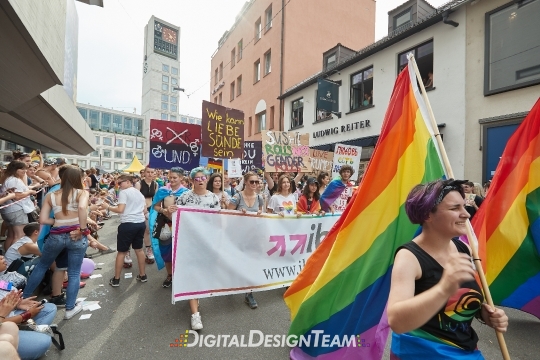 DigitalDesignTeamAX165899