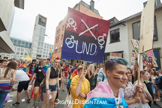 DigitalDesignTeamAX165902