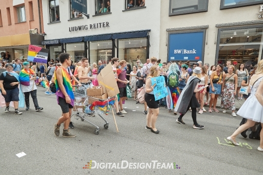 DigitalDesignTeamAX165908