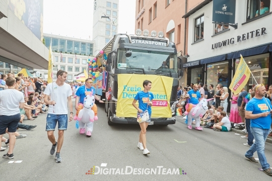 DigitalDesignTeamAX165914