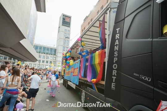 DigitalDesignTeamAX165918