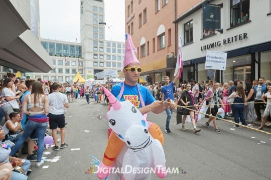 DigitalDesignTeamAX165930