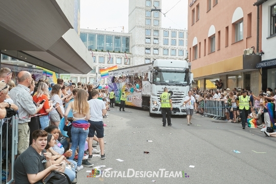 DigitalDesignTeamAX165947