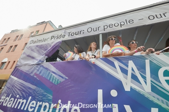 DigitalDesignTeamAX165962