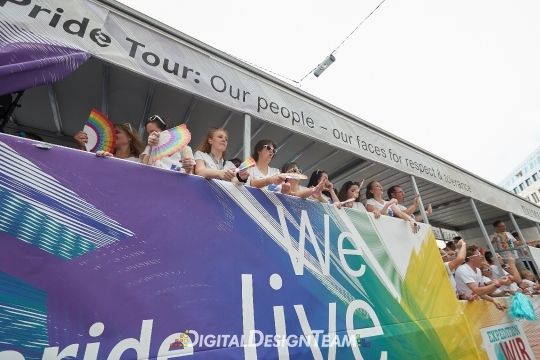 DigitalDesignTeamAX165964