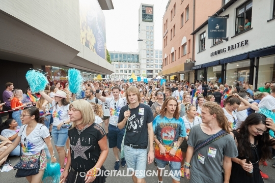 DigitalDesignTeamAX165968