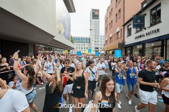 DigitalDesignTeamAX165974