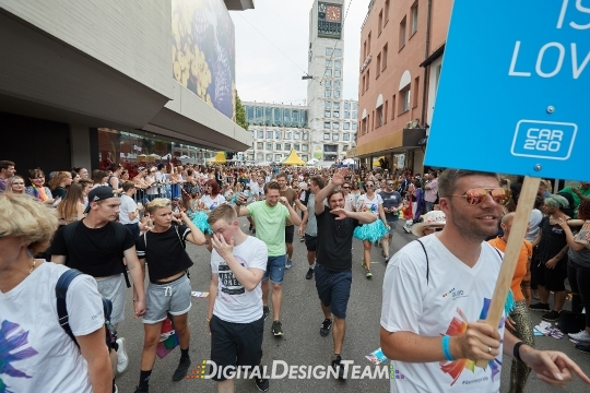 DigitalDesignTeamAX165982