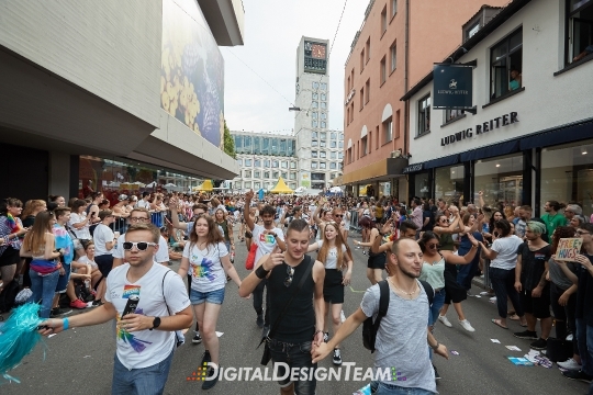 DigitalDesignTeamAX165989