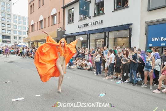 DigitalDesignTeamAX165998