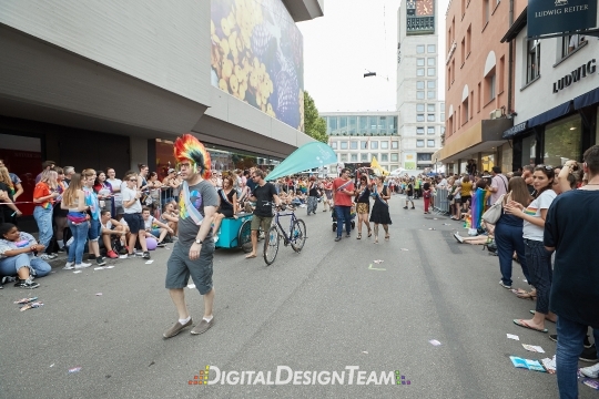 DigitalDesignTeamAX166010