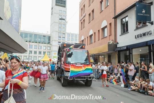 DigitalDesignTeamAX166012