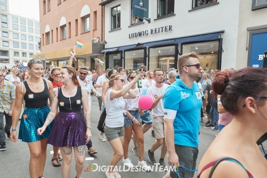 DigitalDesignTeamAX166023