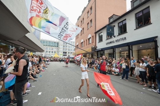 DigitalDesignTeamAX166030