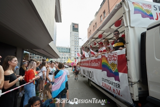 DigitalDesignTeamAX166062