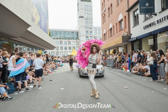 DigitalDesignTeamAX166087