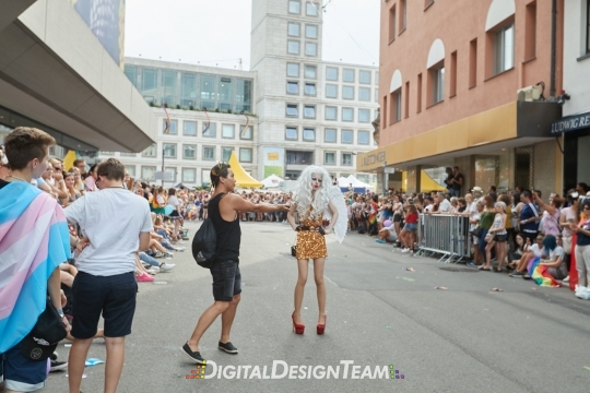 DigitalDesignTeamAX166096