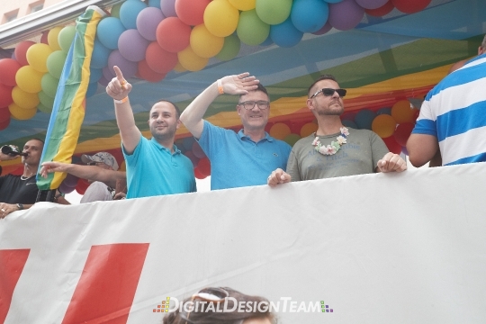 DigitalDesignTeamAX166106