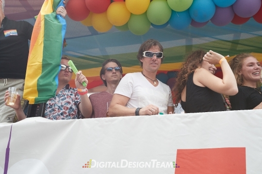 DigitalDesignTeamAX166113