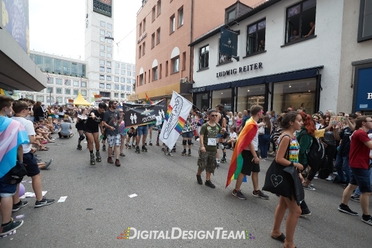 DigitalDesignTeamAX166119