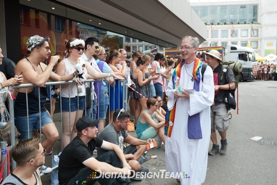 DigitalDesignTeamAX166126