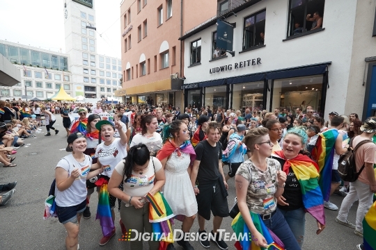 DigitalDesignTeamAX166150