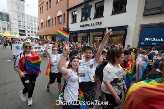 DigitalDesignTeamAX166155