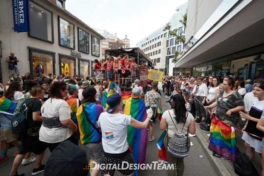 DigitalDesignTeamAX166160