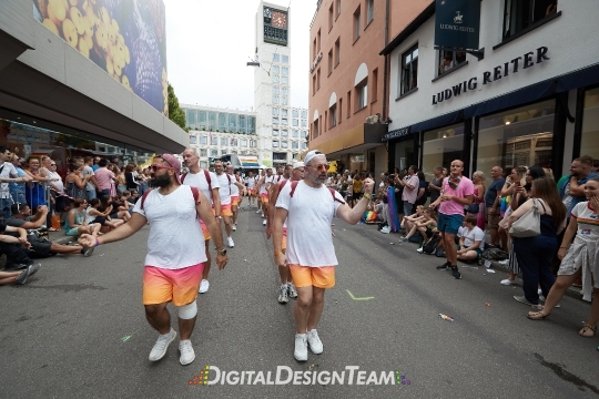 DigitalDesignTeamAX166190