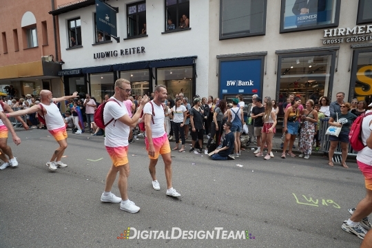 DigitalDesignTeamAX166201