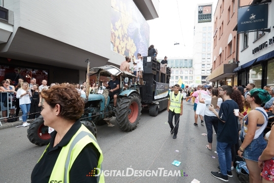 DigitalDesignTeamAX166258