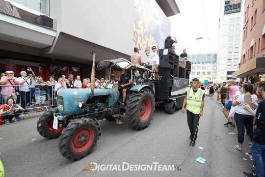 DigitalDesignTeamAX166259