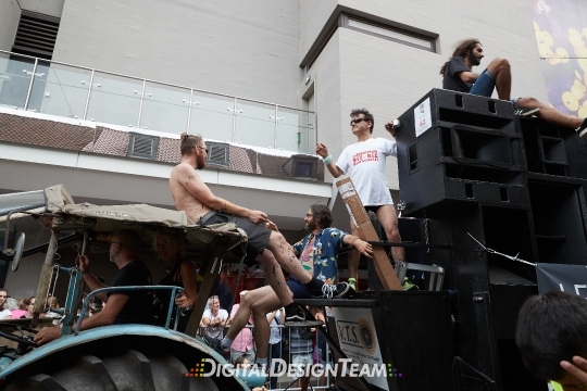 DigitalDesignTeamAX166260