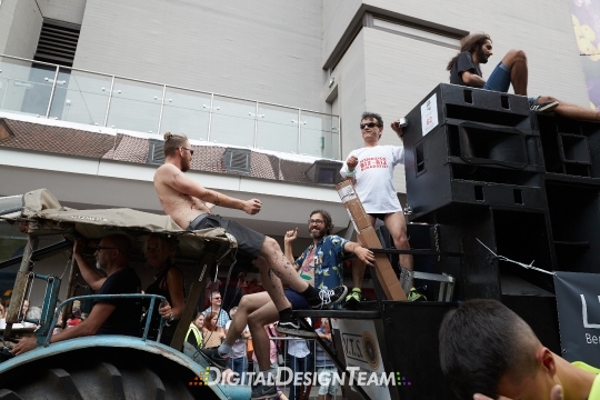 DigitalDesignTeamAX166261