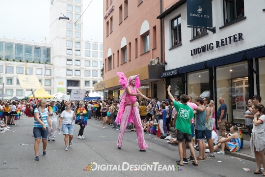 DigitalDesignTeamAX166304